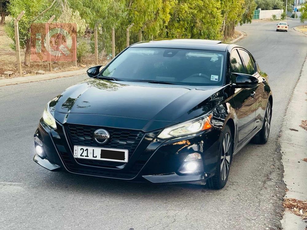 نیسان ئەلتیما